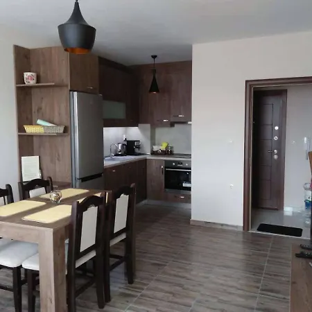 Nev New アパート